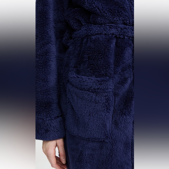 Honeydew Intimates Head in the Cloud Blue Sherpa Faux Fur Hood Robe Medium NWT - Picture 4 of 4